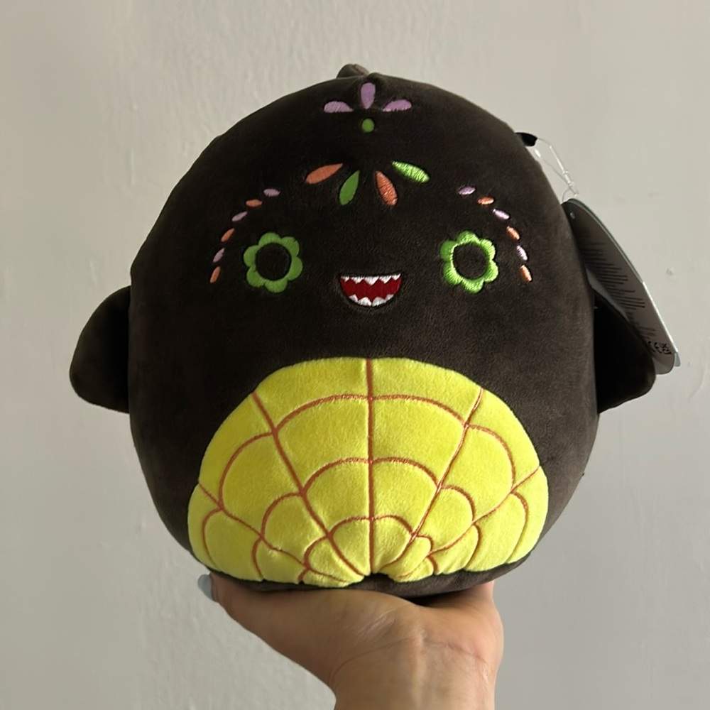 Oceana the Shark 8” DOTD Squishmallow